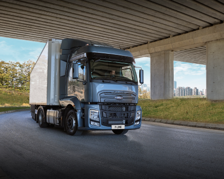 F-LINE ÇEKİCİ 1845T