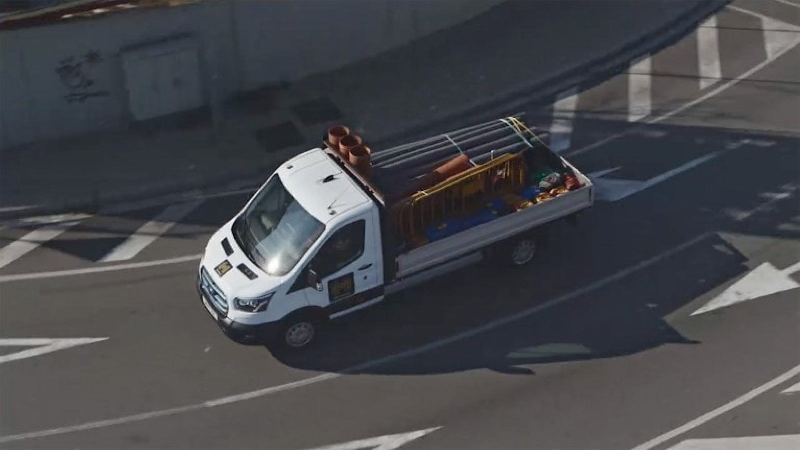 Yeni Ford E-Transit Kamyonet