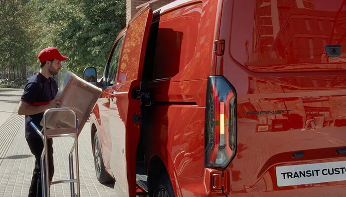 Yeni Ford Transit Custom Van