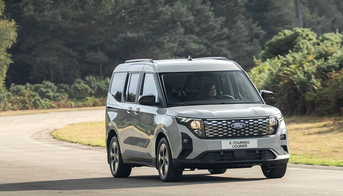 Yeni E-Tourneo™ Courier®
